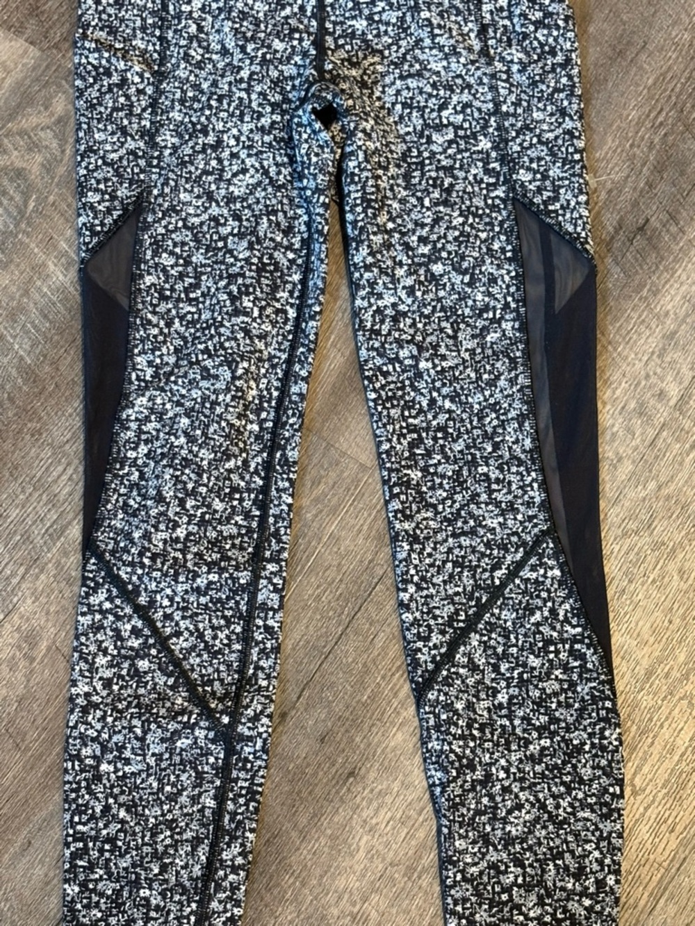 Lululemon Active Leggings Bundle (4) - Picture 10 of 12